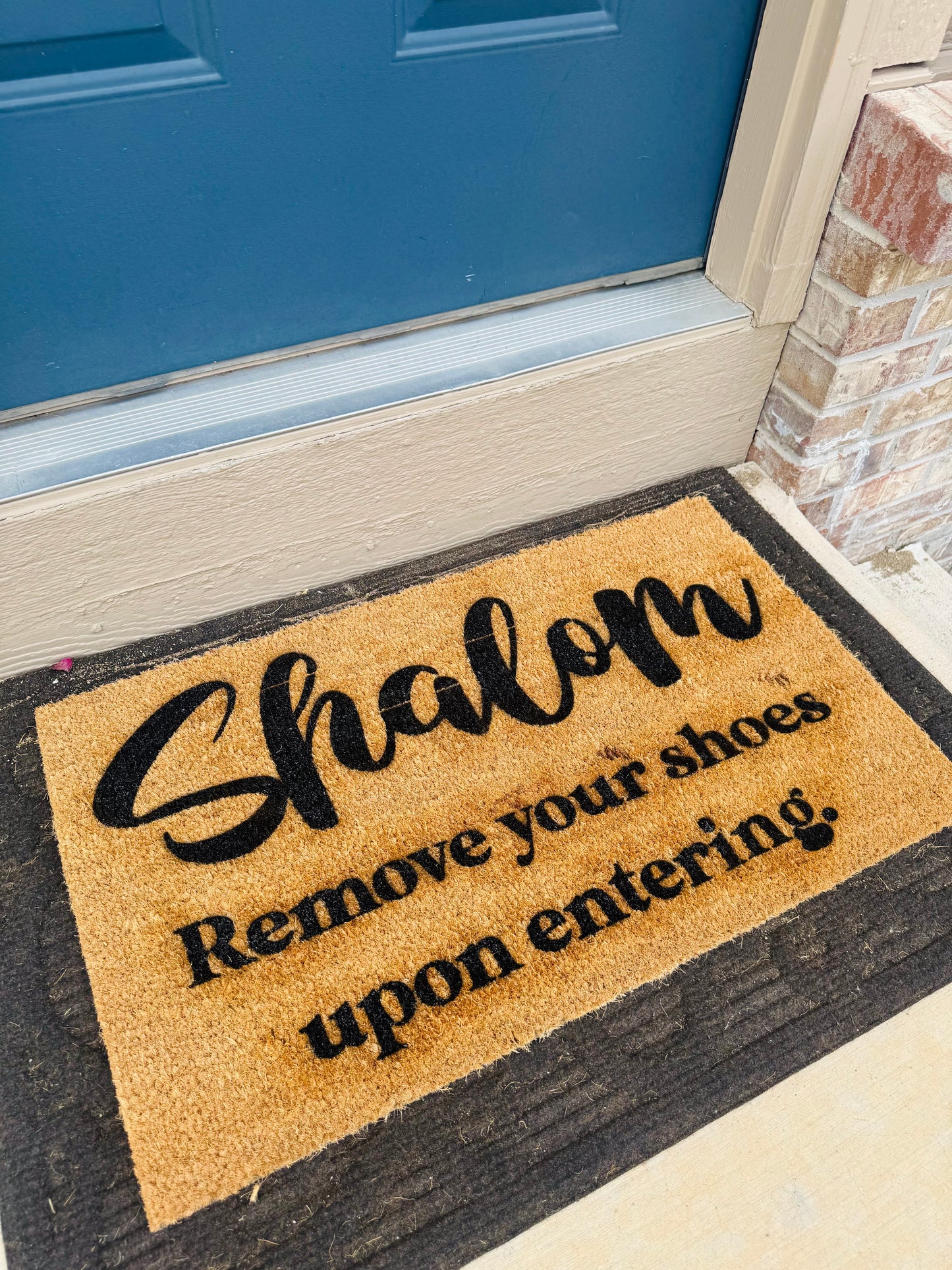 Shalom REMOVE YOUR SHOES UPON ENTERING 18x30 Doormat
